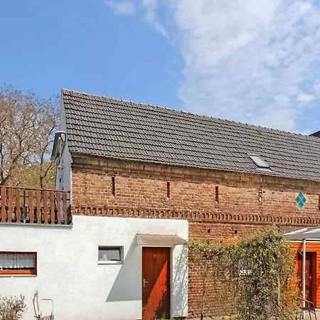 Stunning In Koenigs Wusterhausen Ot דירה